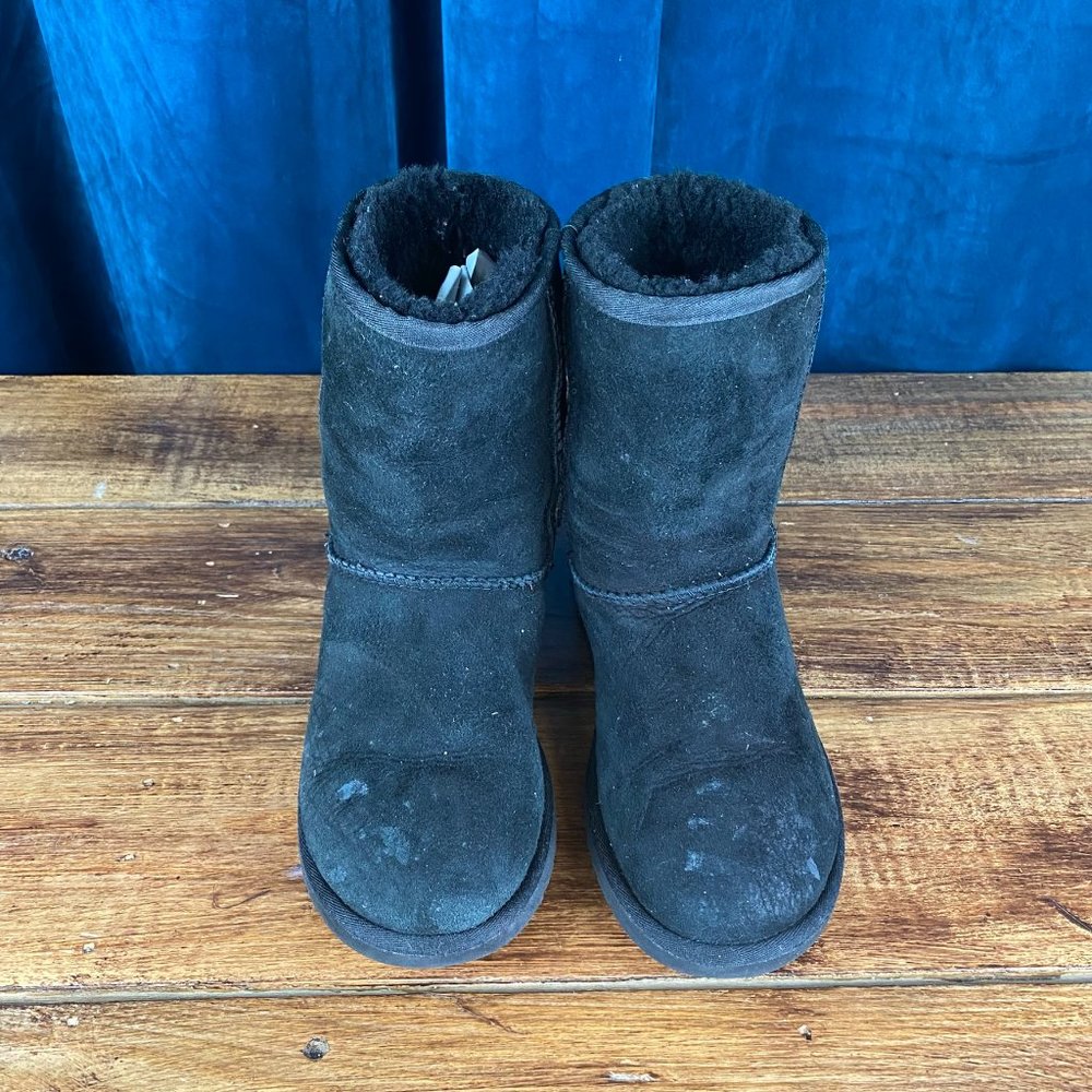 UGG Classic Short Black Sheepskin Boots - Picture 3 of 6